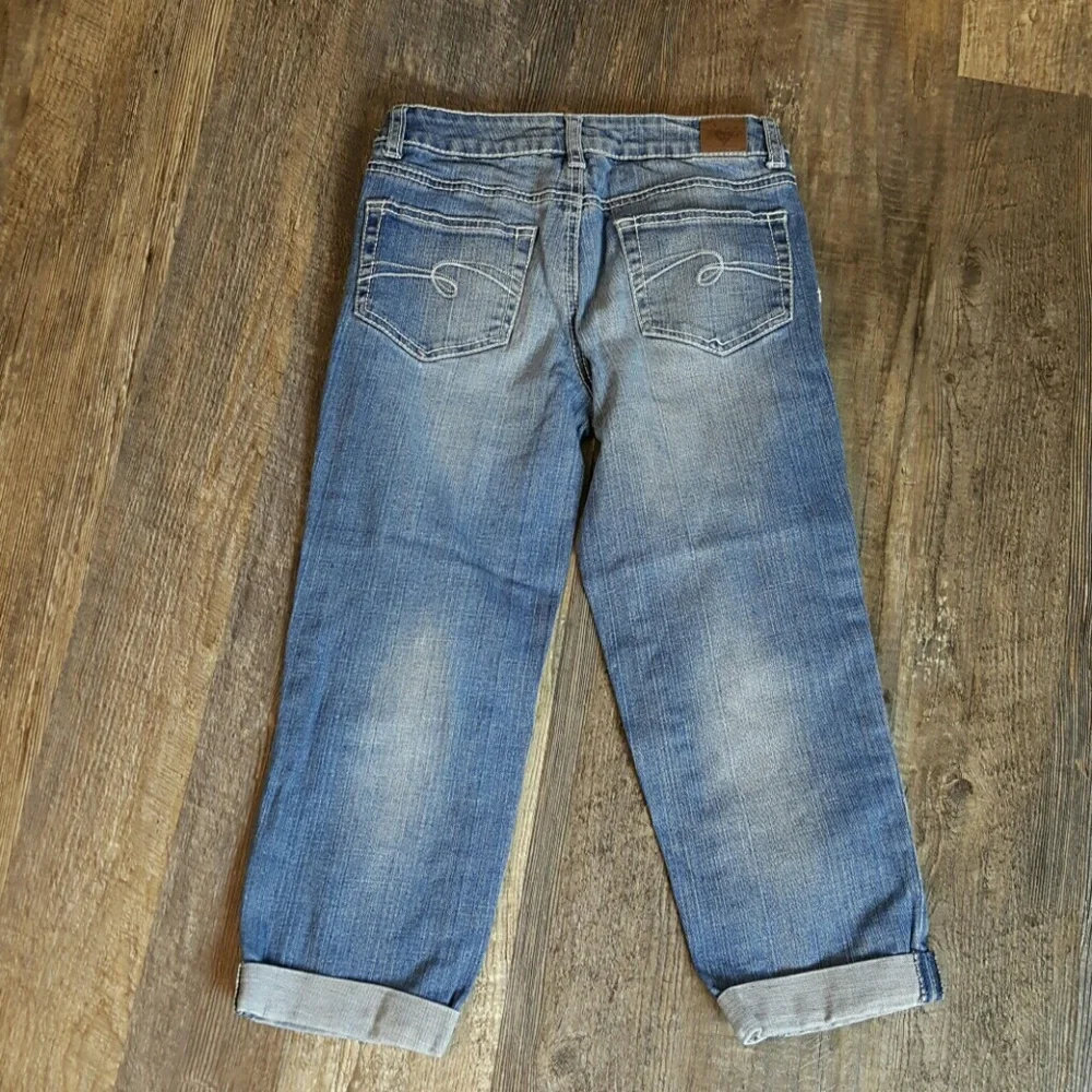 Bundle Lot 2 Justice girl jeans and capri blue size 14R